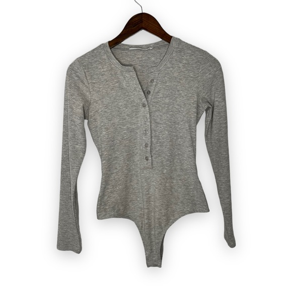 Astr Tops - ASTR the Label Size S Halliwell Ribbed Henley Bodysuit in Gray